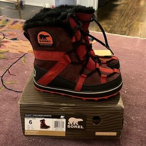 Sorel Glacy Explorer Shortie Waterproof boots